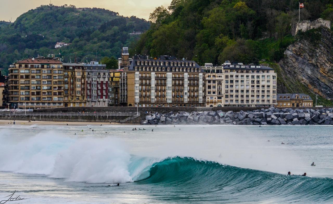 Surfing Etxea - Surf Hostel San Sebastián Eksteriør bilde